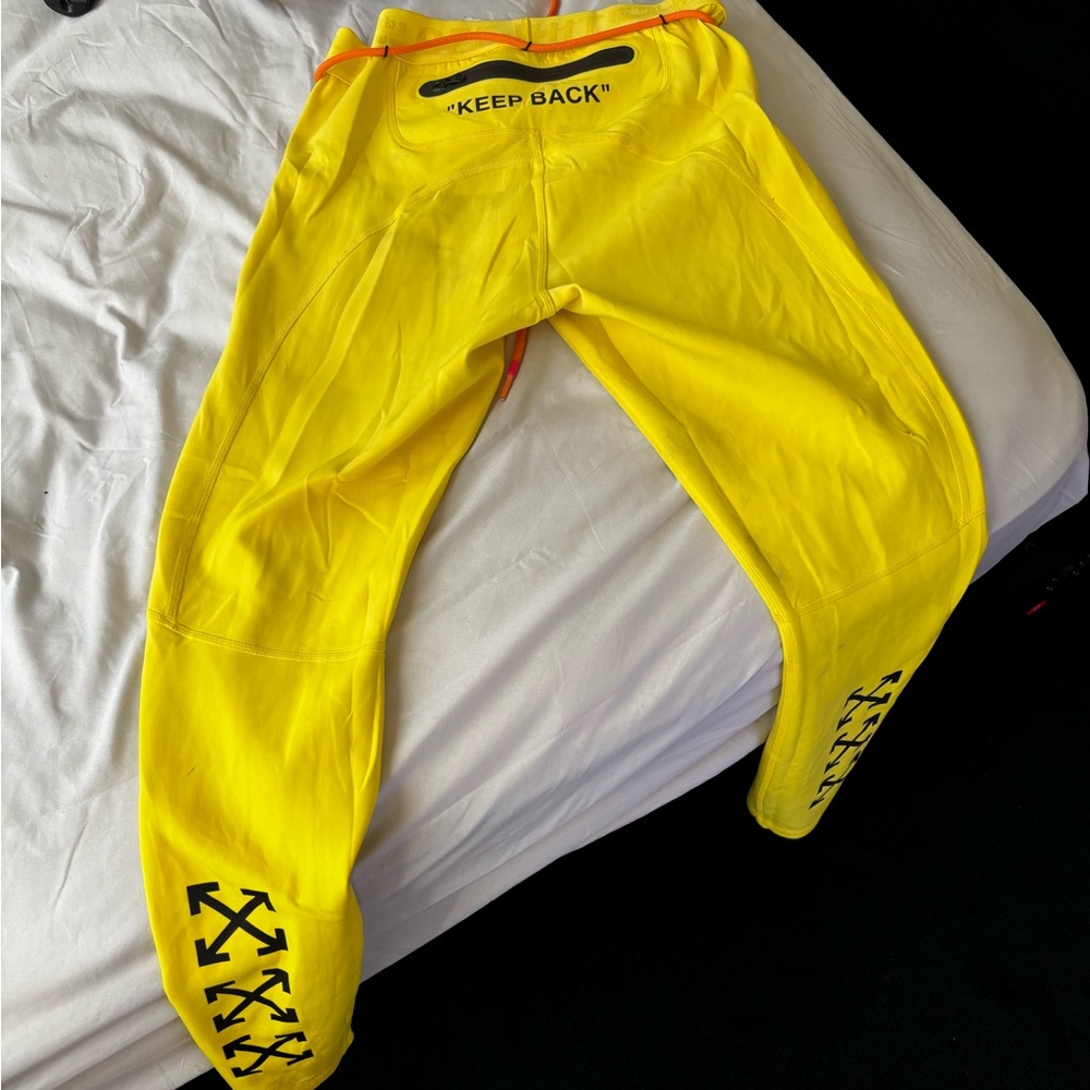 Off-White x Nike leggings